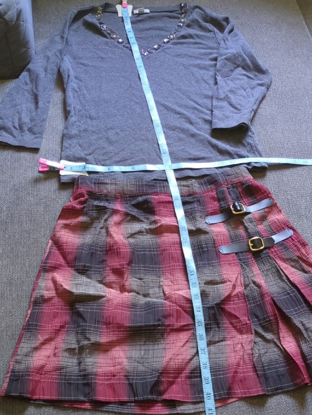 Gray Embellished V-Neck Top with Plaid Skirt - Picture 7 of 7